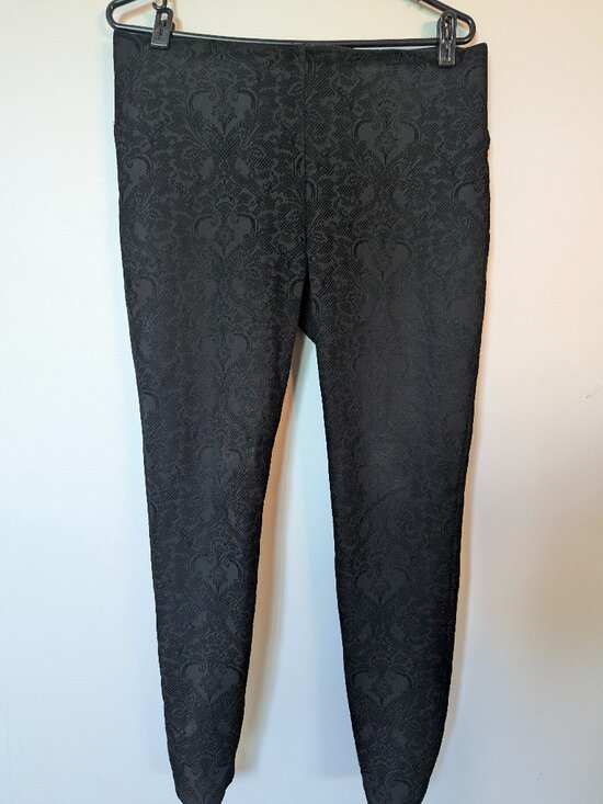 Peter Nygard Pants - Nygard Slims Size L 14/16 Black Damask Jacquard Pull-On Leggings
